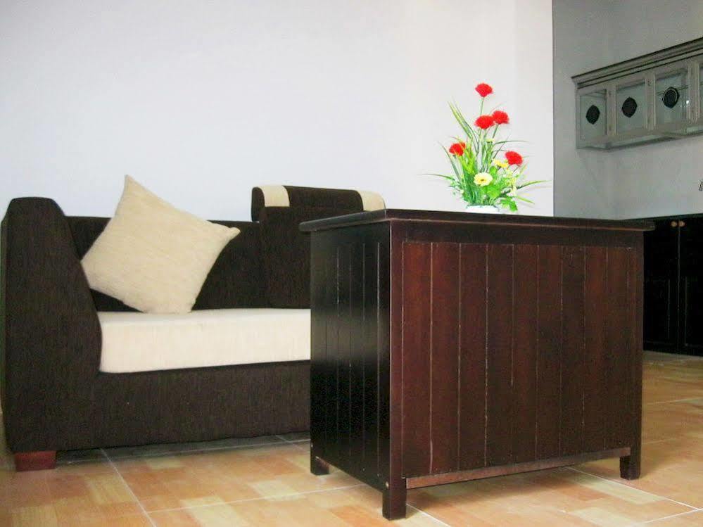 Sea Sun Homestay Хойан Экстерьер фото